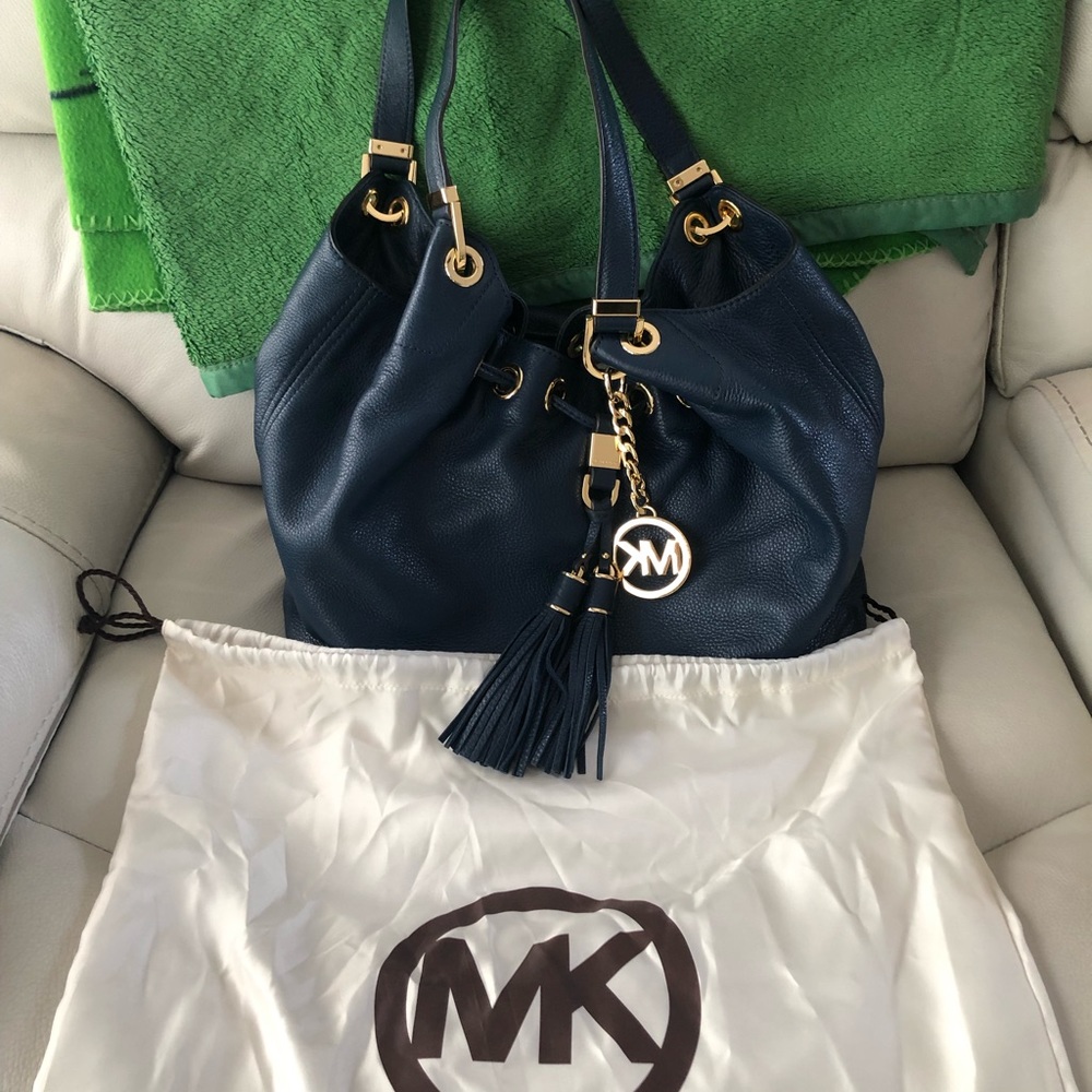 Michael Kors Purse (Navy Blue)